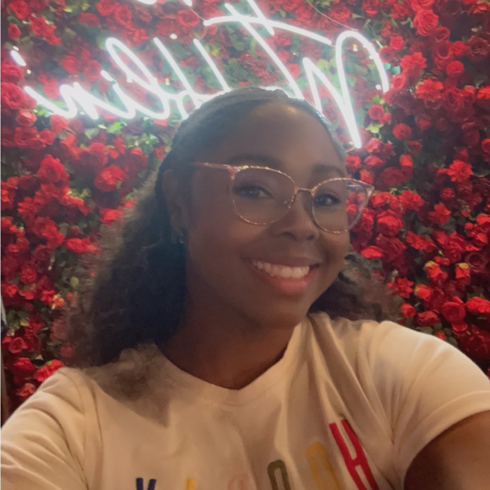 Meet your Posher, Shawnyce